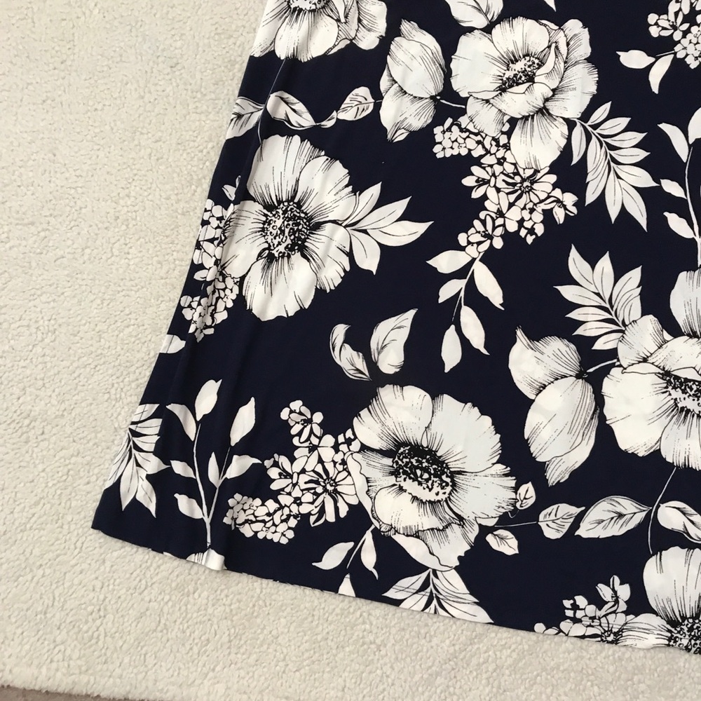 Anne Klein Floral Maxi Dress Navy Blue White Stretchy Size 10 - Picture 4 of 12